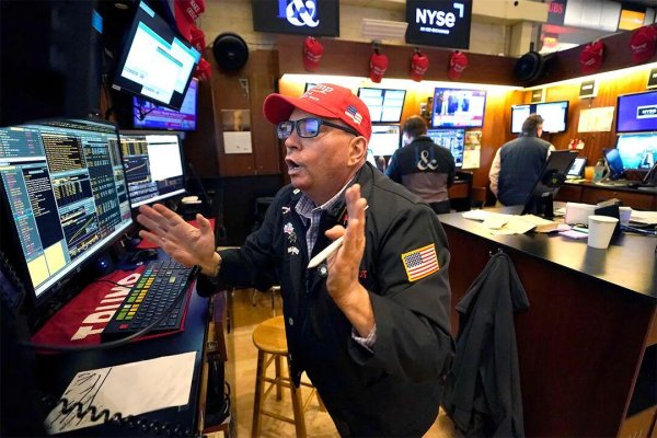 配资头条官网 纳指标普再创新高，甲骨文狂飙36%